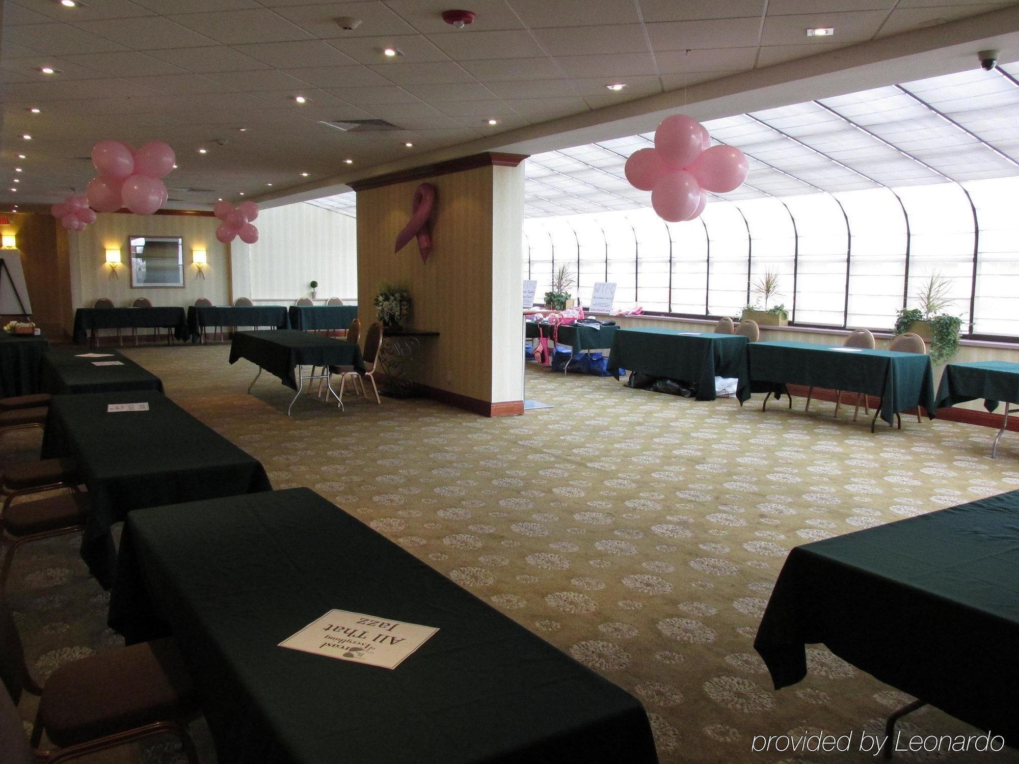 Holiday Inn Plainview-Long Island By Ihg Exteriör bild